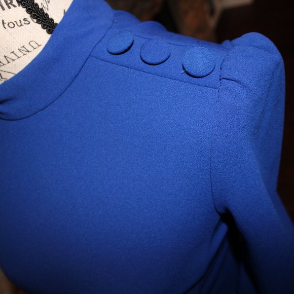 Donna Morgan 3 Button Sheath Dress - Picture 4 of 8